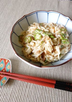 長芋とオクラのかつお梅和え-レシピのメイン写真