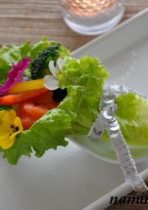 ｴﾃﾞｨﾌﾞﾙﾌﾗﾜｰの花束ｻﾗﾀﾞ-レシピのメイン写真