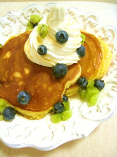サワークリームで♡とろけるパンケーキ-レシピのメイン写真
