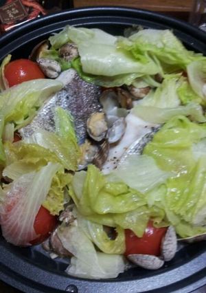 タジン鍋deあさりのワイン蒸し-レシピのメイン写真