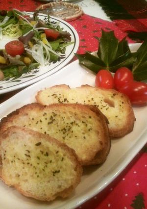 ☆ガーリックトースト☆パーティーや軽食に-レシピのメイン写真