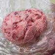 アイスクリーム ストロベリーチーズケーキ
