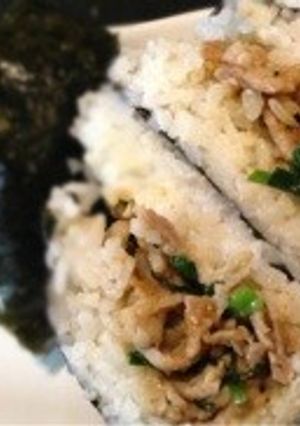 ガッツリ♪冷めても旨!豚のネギ塩おにぎり-レシピのメイン写真