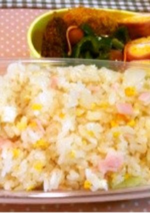お弁当に★混ぜるだけチャーハン-レシピのメイン写真