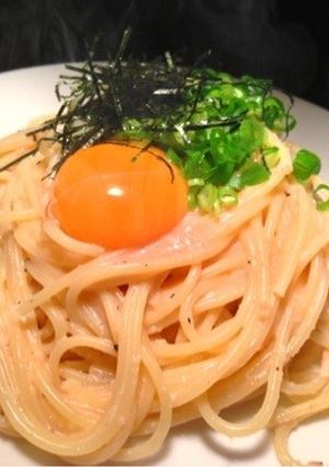 【簡単】混ぜるだけ卵黄とろり明太子パスタ-レシピのメイン写真