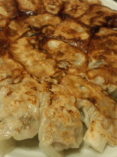 焼き餃子♪生姜がきいててウマウマ!-レシピのメイン写真