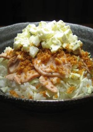 揚げない鮭フライ☆はんぺんタルタルソースがけ丼-レシピのメイン写真