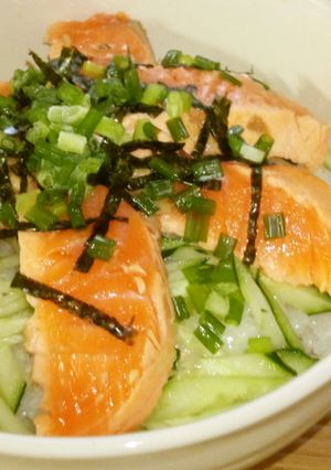 サーモンの炙り丼-レシピのメイン写真