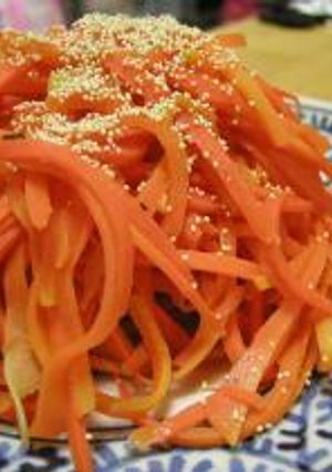 カロチンたっぷりニンジンのホットサラダ-レシピのメイン写真