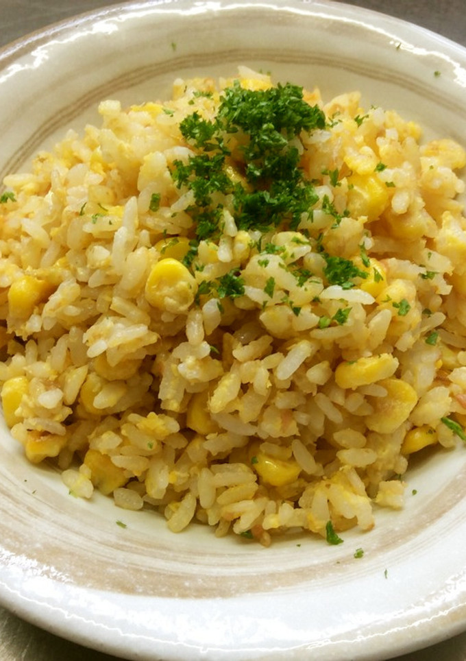 とうもろこしと梅干しの炒飯-レシピのメイン写真