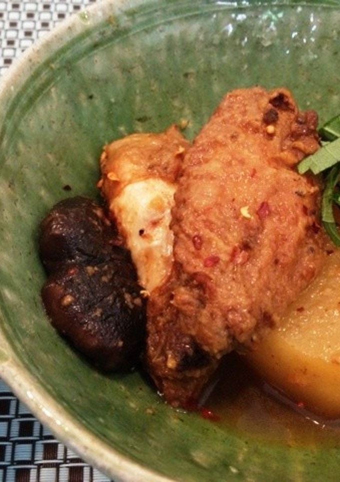 残り物の鶏手羽と大根煮物-レシピのメイン写真