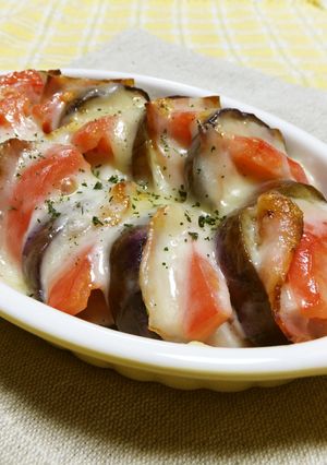 なすとトマトとベーコンのチーズ焼き-レシピのメイン写真