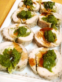 簡単!オシャレなバジル風味チキンロール-レシピのメイン写真