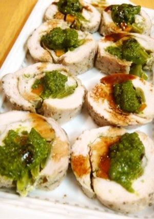 簡単！オシャレなバジル風味チキンロール-レシピのメイン写真