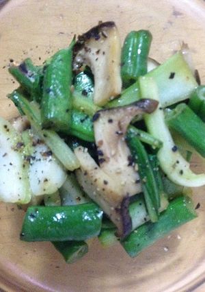 インゲン青梗菜エリンギ　醤油オリーブ炒め-レシピのメイン写真
