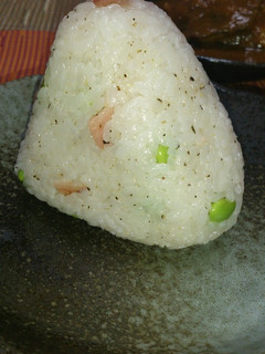 枝豆ベーコンスパイシーおにぎり-レシピのメイン写真