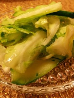 塩糀で簡単浅漬け*きゅうり+キャベツ-レシピのメイン写真