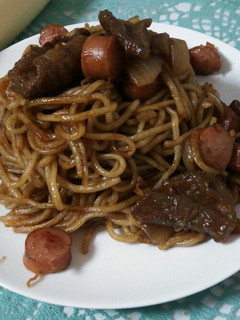カレーリメイク!牛すじカレー焼きそば-レシピのメイン写真