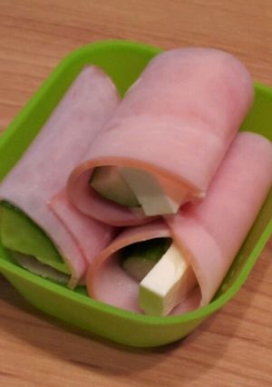 お弁当に☆簡単きゅうりハムチーズ巻き-レシピのメイン写真