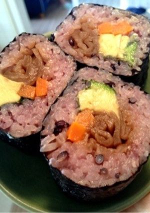 アボカドとかんぴょうの海苔巻き-レシピのメイン写真