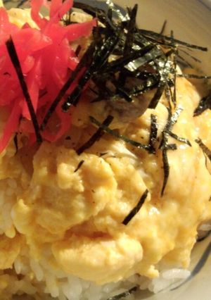 黄金のダシ〜卵も鶏肉も大喜び　絶品親子丼-レシピのメイン写真