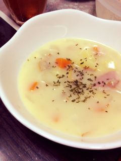 ホワイトソース不要のクラムチャウダー-レシピのメイン写真