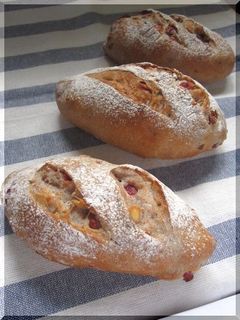 クランベリーと胡桃のライ麦パン-レシピのメイン写真