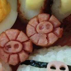 รูปของ キャラ弁に♪ブタっ鼻ウインナー