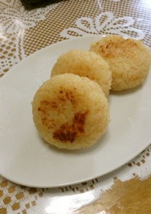 混ぜ込み☆味噌焼きおにぎり-レシピのメイン写真