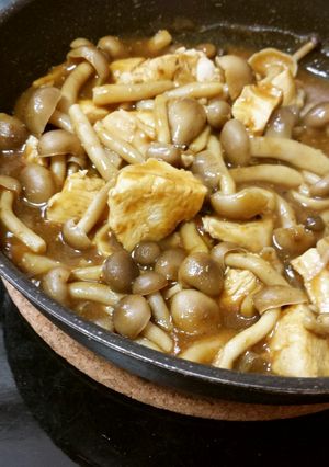 鶏胸肉としめじだけのカレー-レシピのメイン写真