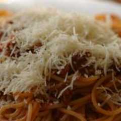 รูปของ お肉たっぷり！　ラザニアの残りでミートソースパスタ