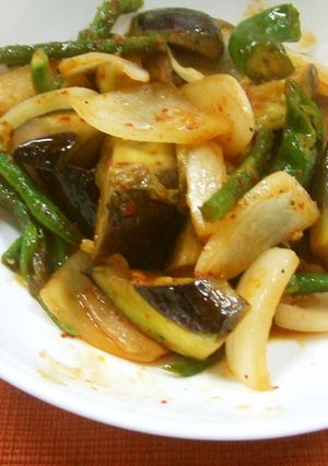 余った野菜で～～キムチ炒め-レシピのメイン写真