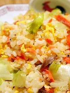 焼き鮭とシャキシャキレタスのチャーハン-レシピのメイン写真