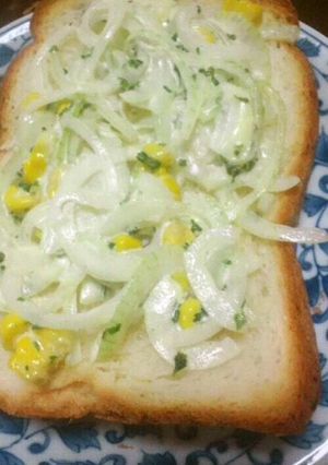 朝食にも☆オニオンマヨコーン食パン-レシピのメイン写真