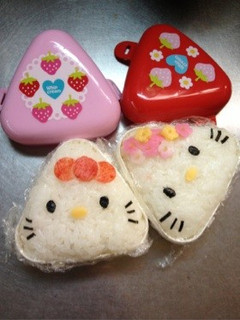 キャラ弁☆キティーちゃんおにぎり弁当-レシピのメイン写真