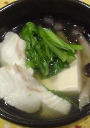 はなびし草の鯛とシメジの湯豆腐-レシピのメイン写真