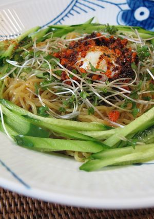 中華風サラダ和え麺　～食べるラー油～-レシピのメイン写真