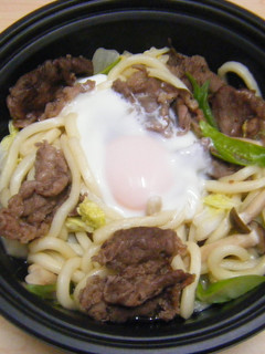 すき焼き風うどん!ラクッカー(タジン鍋)-レシピのメイン写真