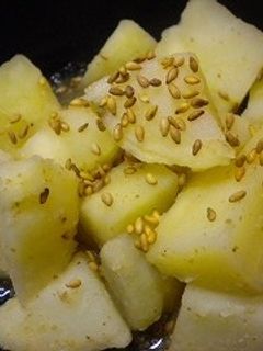 金胡麻じゃがいも甘味和え-レシピのメイン写真