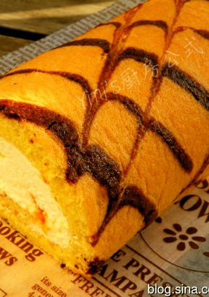矢羽根模様のロールケーキ-レシピのメイン写真