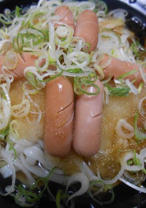 冷やしうどん・ウインナー、大根おろしのせ-レシピのメイン写真
