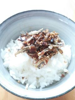 混ぜるだけ!食べるいりこの佃煮風-レシピのメイン写真