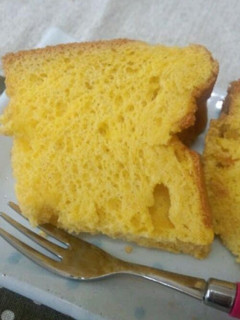 しっとり絶品♪かぼちゃシフォンケーキ.+-レシピのメイン写真