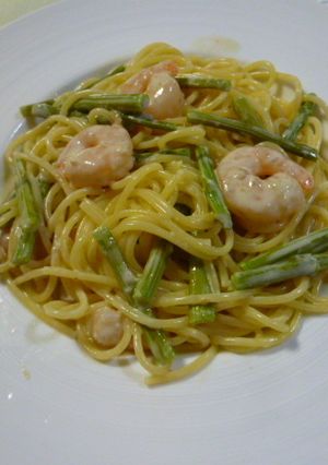 えびとアスパラのクリームパスタ♪-レシピのメイン写真