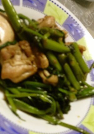 空芯菜と鳥肉の炒めもの-レシピのメイン写真