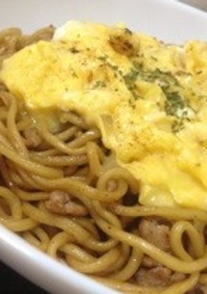 手抜き！チーズオム焼きそば-レシピのメイン写真