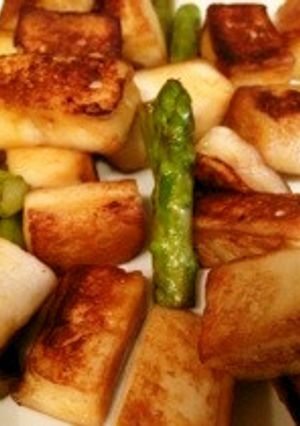 アスパラとはんぺんの醤油バター炒め-レシピのメイン写真
