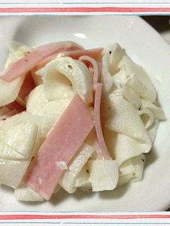シンプルで美味しい『ハムと大根のサラダ』-レシピのメイン写真
