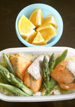 鮭とアスパラの簡単彩り弁当-レシピのメイン写真