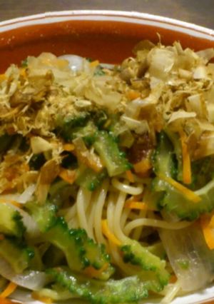 茹でるだけ!ゴーヤの梅肉和えパスタ♪-レシピのメイン写真